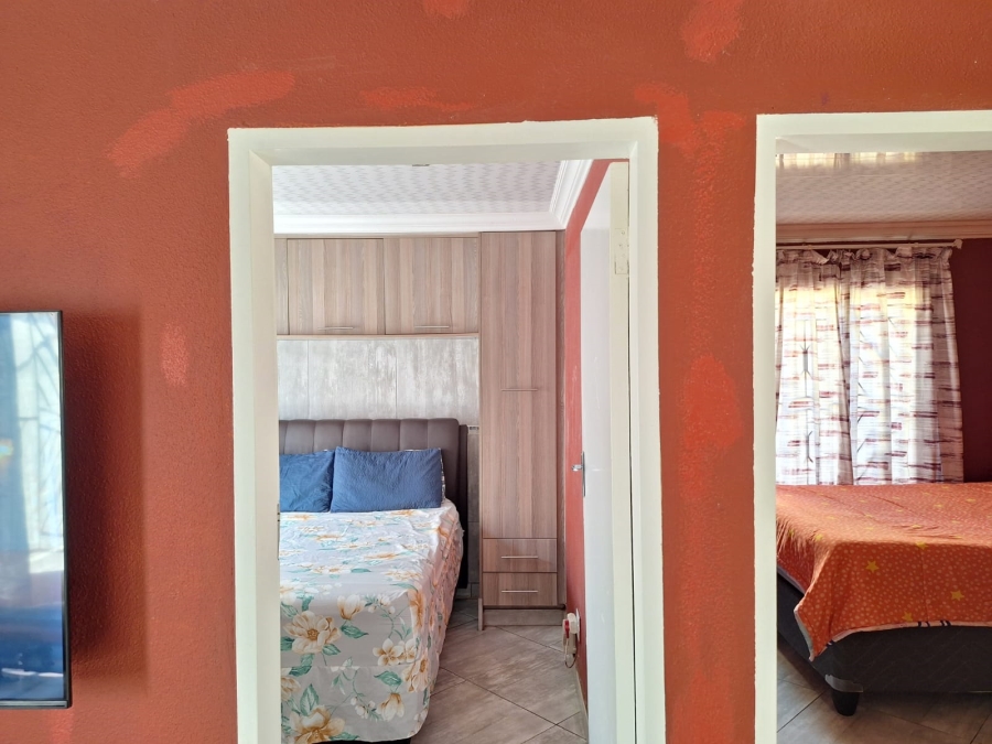 2 Bedroom Property for Sale in Soshanguve VV Gauteng