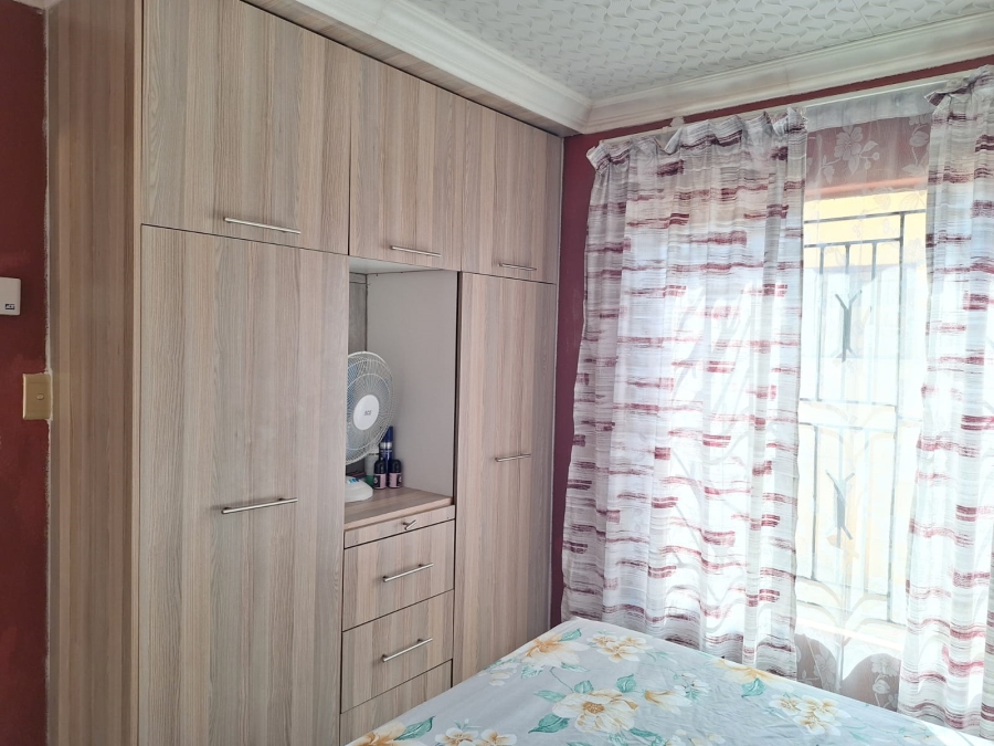 2 Bedroom Property for Sale in Soshanguve VV Gauteng