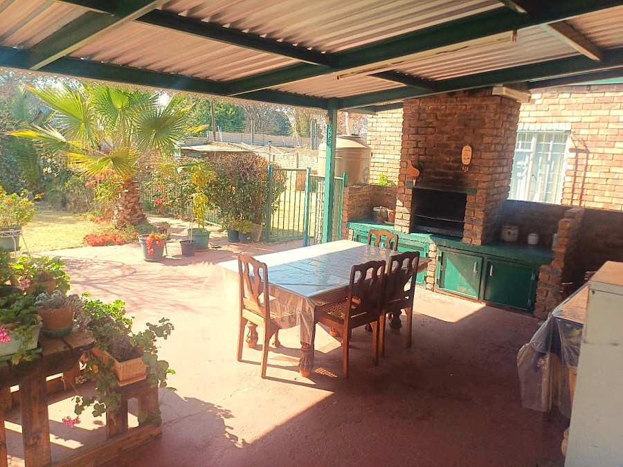 4 Bedroom Property for Sale in Lyttelton Manor Gauteng