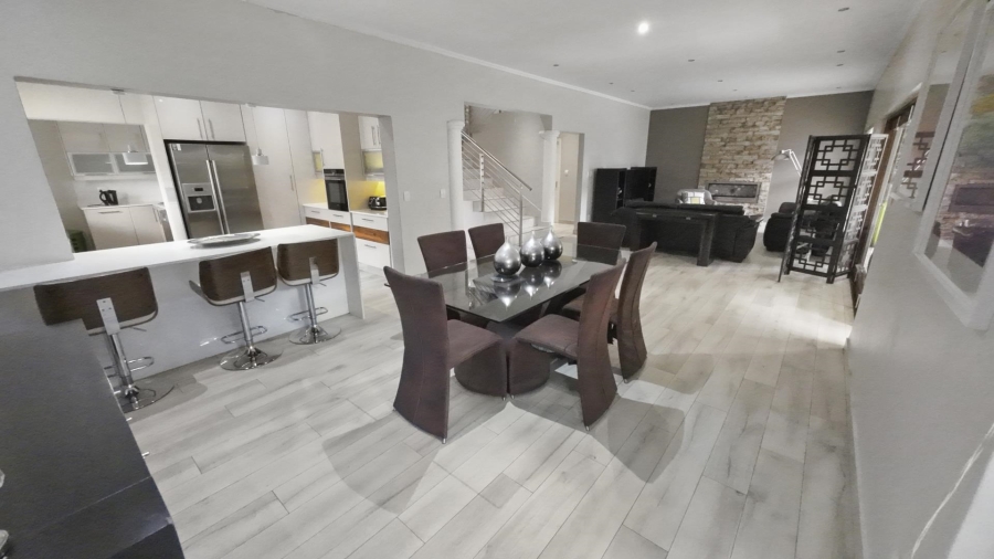To Let 3 Bedroom Property for Rent in Khyber Rock Gauteng