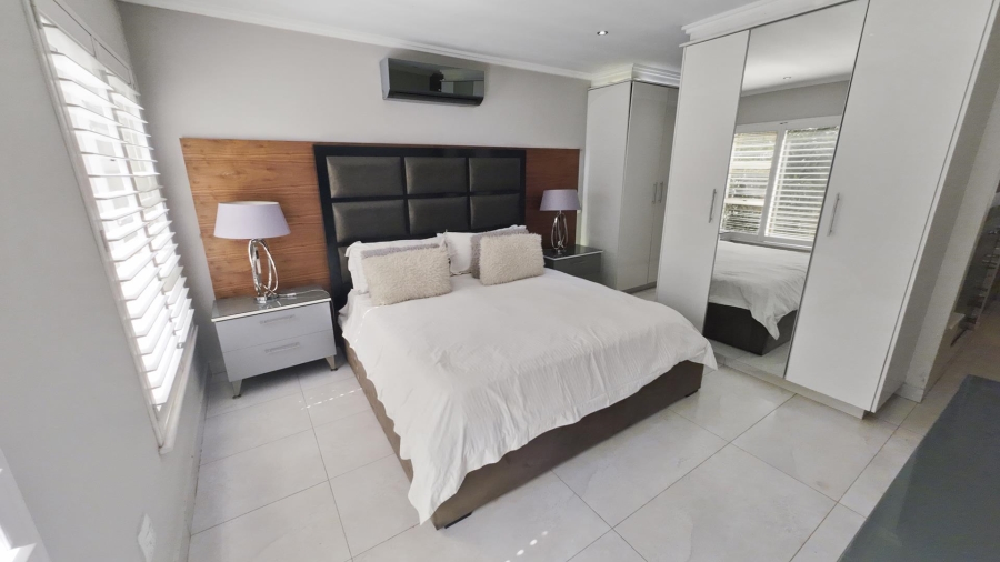 To Let 3 Bedroom Property for Rent in Khyber Rock Gauteng