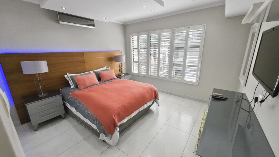 To Let 3 Bedroom Property for Rent in Khyber Rock Gauteng