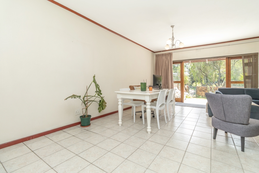 To Let 3 Bedroom Property for Rent in River Club Gauteng