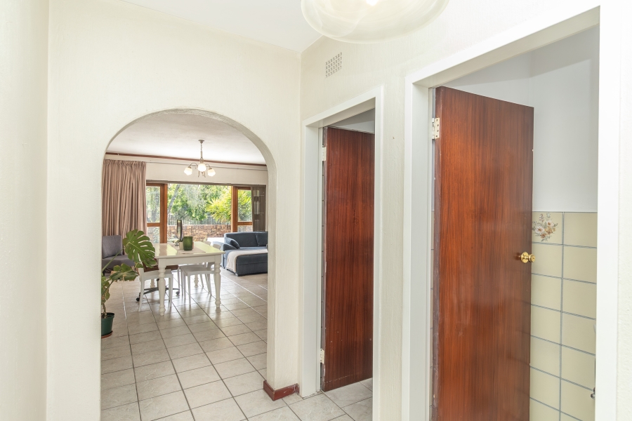 To Let 3 Bedroom Property for Rent in River Club Gauteng