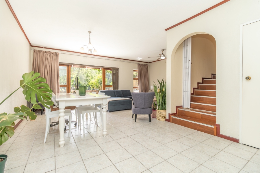 To Let 3 Bedroom Property for Rent in River Club Gauteng