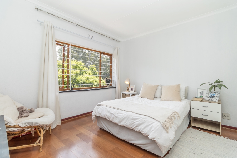 To Let 3 Bedroom Property for Rent in River Club Gauteng