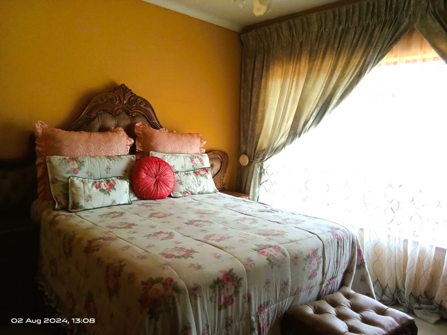 5 Bedroom Property for Sale in Bakerton Gauteng