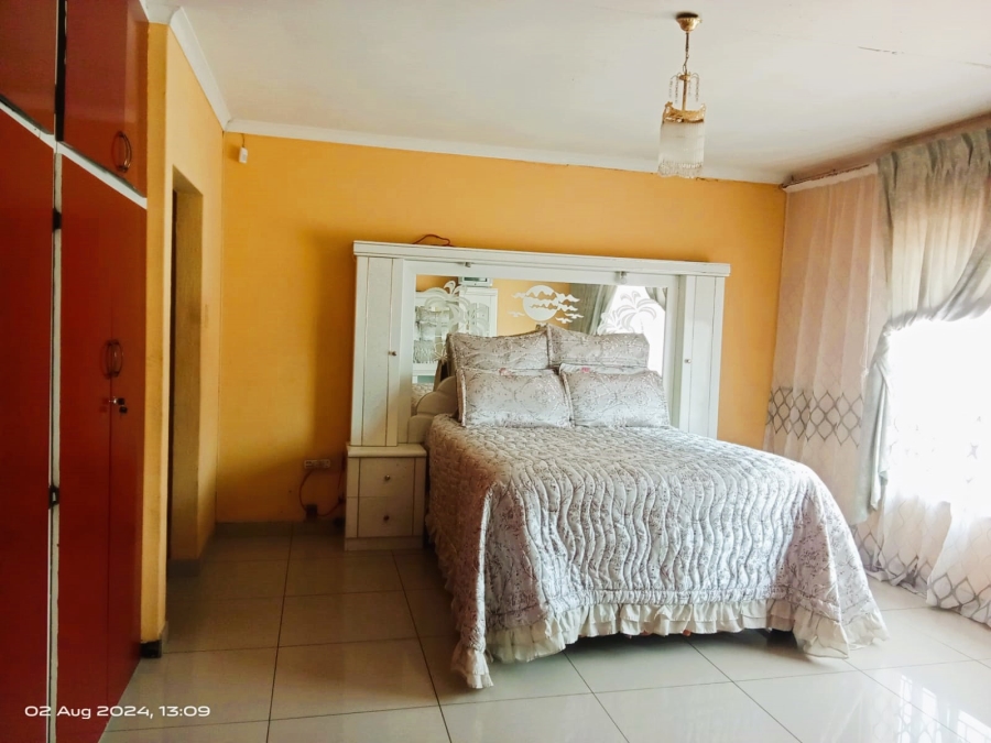 5 Bedroom Property for Sale in Bakerton Gauteng