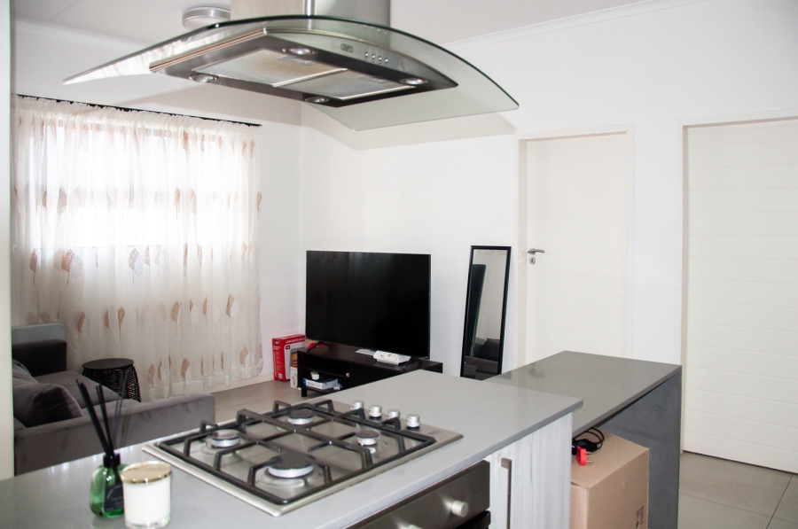 1 Bedroom Property for Sale in Carlswald Gauteng