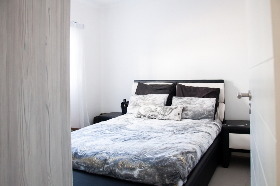 1 Bedroom Property for Sale in Carlswald Gauteng