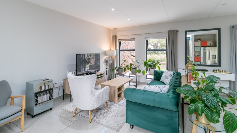 3 Bedroom Property for Sale in Crowthorne AH Gauteng