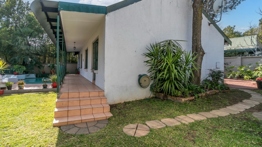 3 Bedroom Property for Sale in Vorna Valley Gauteng
