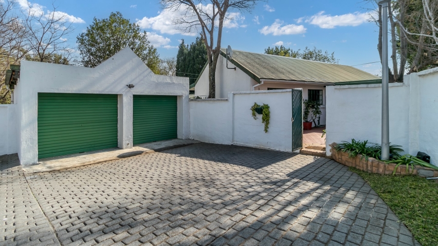 3 Bedroom Property for Sale in Vorna Valley Gauteng