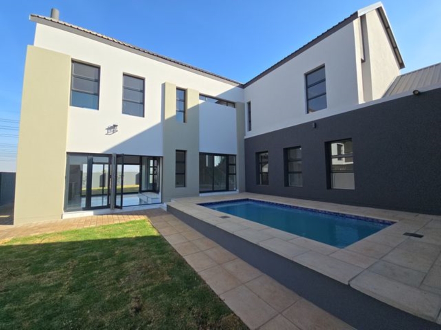 4 Bedroom Property for Sale in Midstream Heights Gauteng