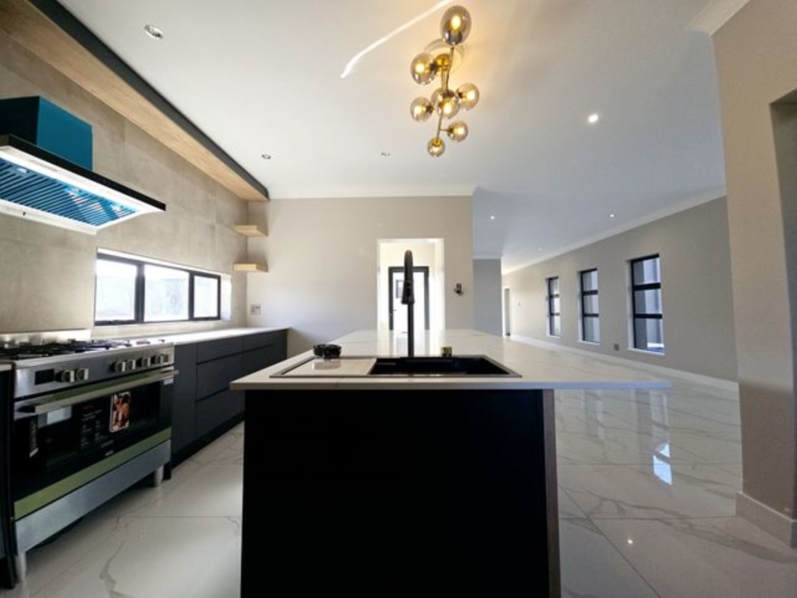 4 Bedroom Property for Sale in Midstream Heights Gauteng