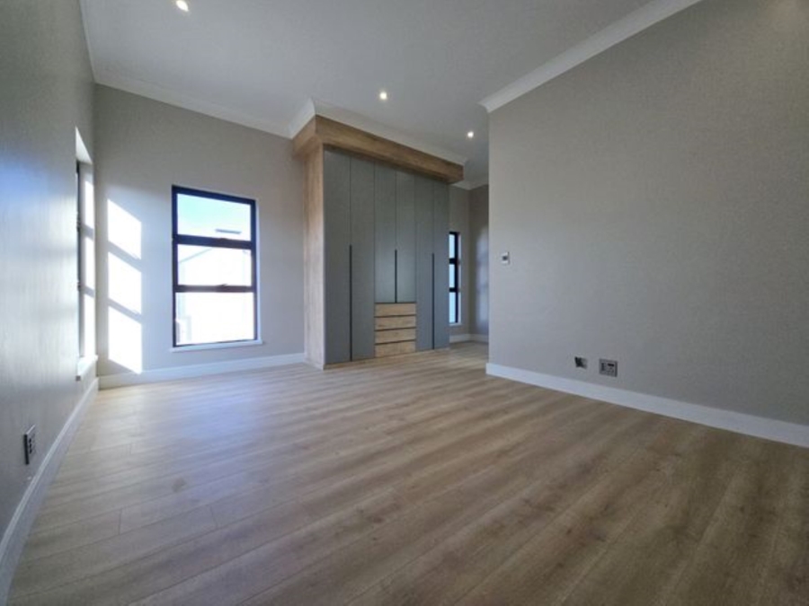 4 Bedroom Property for Sale in Midstream Heights Gauteng