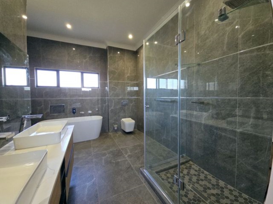 4 Bedroom Property for Sale in Midstream Heights Gauteng
