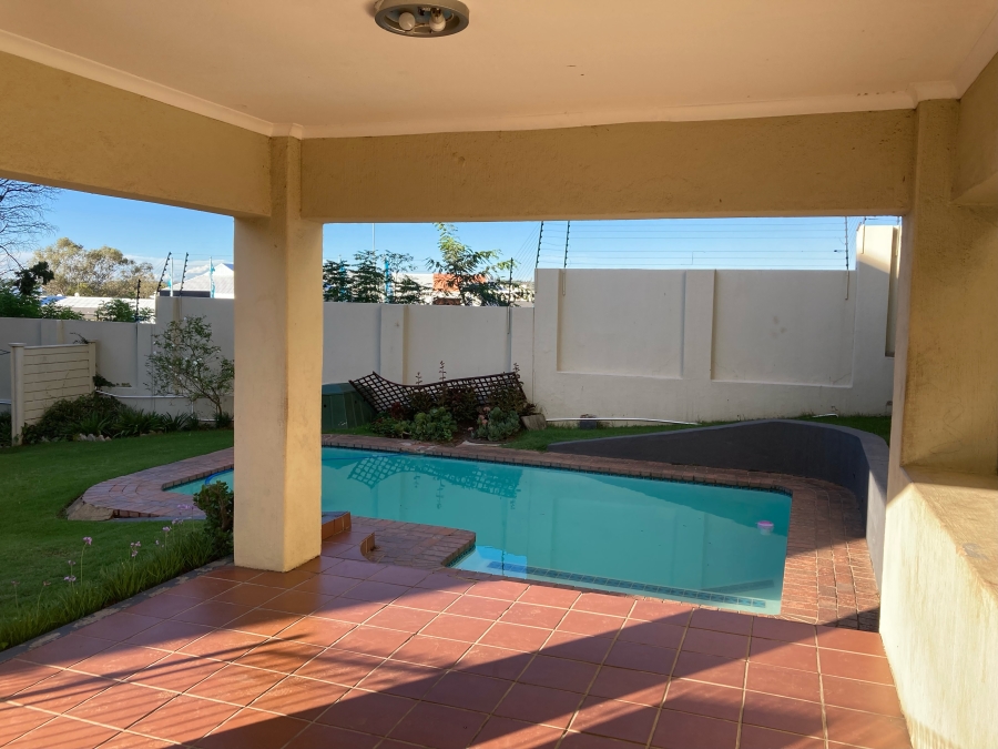 2 Bedroom Property for Sale in Morningside Gauteng