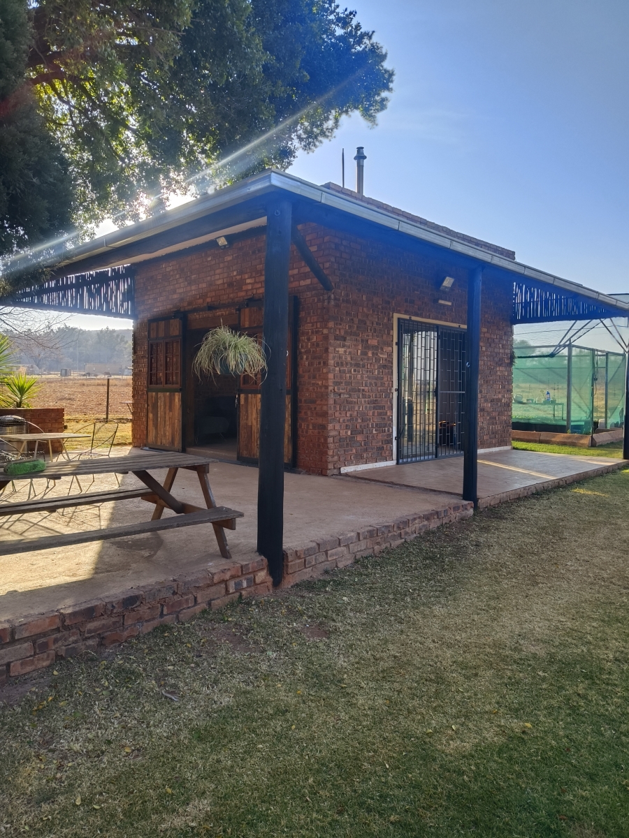 3 Bedroom Property for Sale in Lewzene Estate Gauteng