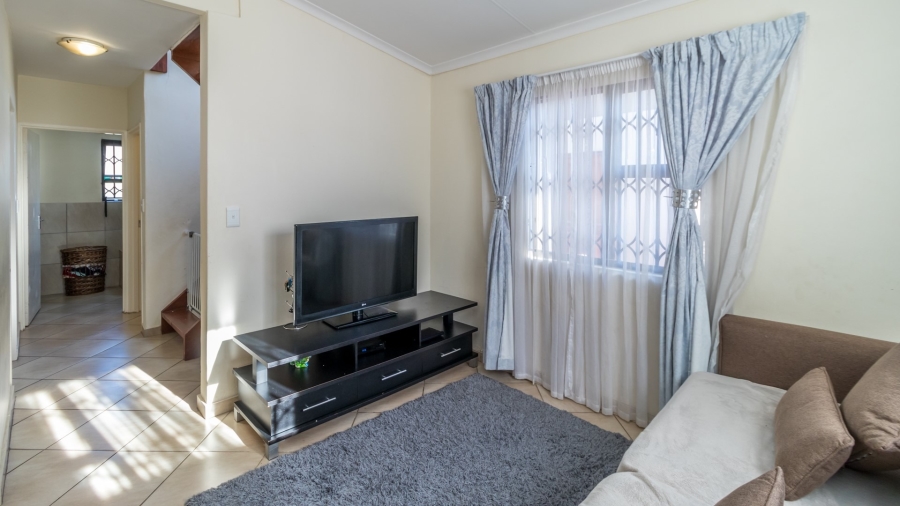 3 Bedroom Property for Sale in Noordwyk Gauteng