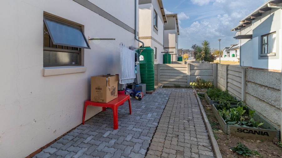 3 Bedroom Property for Sale in Noordwyk Gauteng