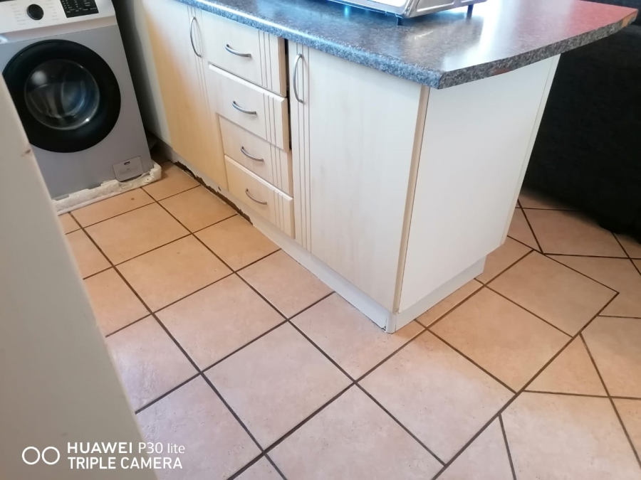 2 Bedroom Property for Sale in Equestria Gauteng
