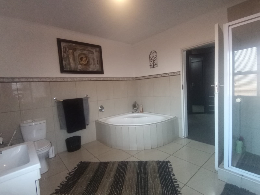 4 Bedroom Property for Sale in Risiville Gauteng