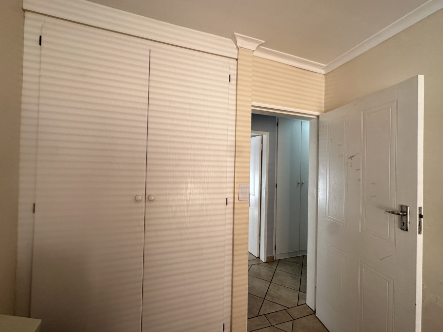 To Let 3 Bedroom Property for Rent in Sinoville Gauteng