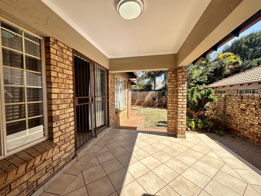 To Let 3 Bedroom Property for Rent in Sinoville Gauteng