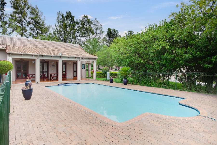 4 Bedroom Property for Sale in Lonehill Gauteng