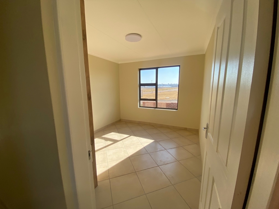 2 Bedroom Property for Sale in Parkdene Gauteng