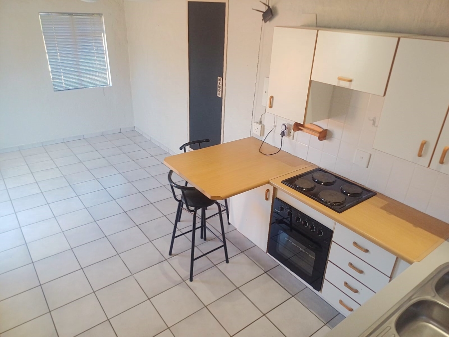 To Let 1 Bedroom Property for Rent in Lyttelton Manor Gauteng