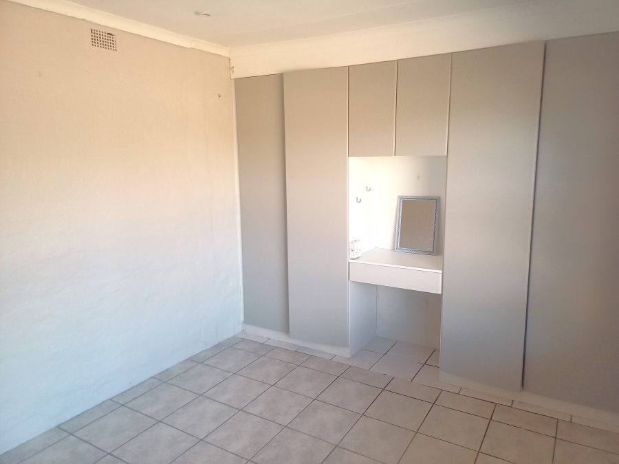 To Let 1 Bedroom Property for Rent in Lyttelton Manor Gauteng