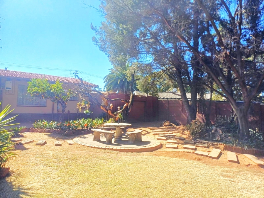 4 Bedroom Property for Sale in Doringkloof Gauteng