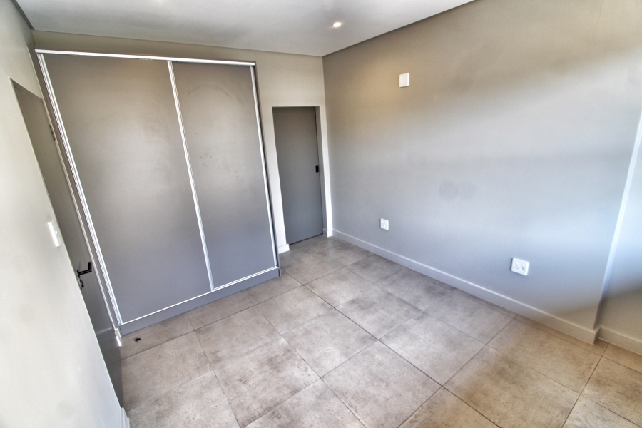 To Let 2 Bedroom Property for Rent in Sandown Gauteng