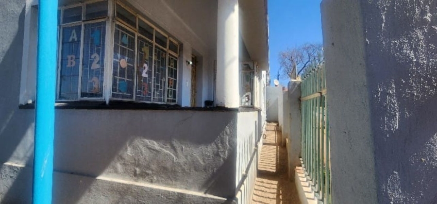 12 Bedroom Property for Sale in Bellevue Gauteng
