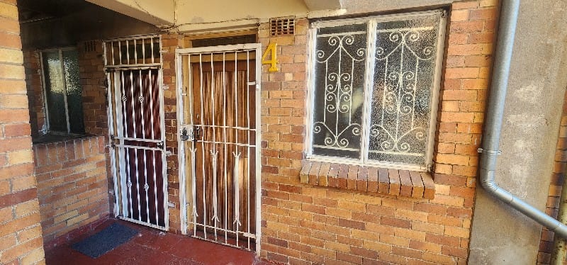 16 Bedroom Property for Sale in Yeoville Gauteng