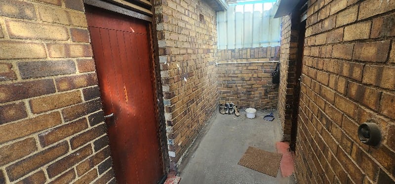 16 Bedroom Property for Sale in Yeoville Gauteng