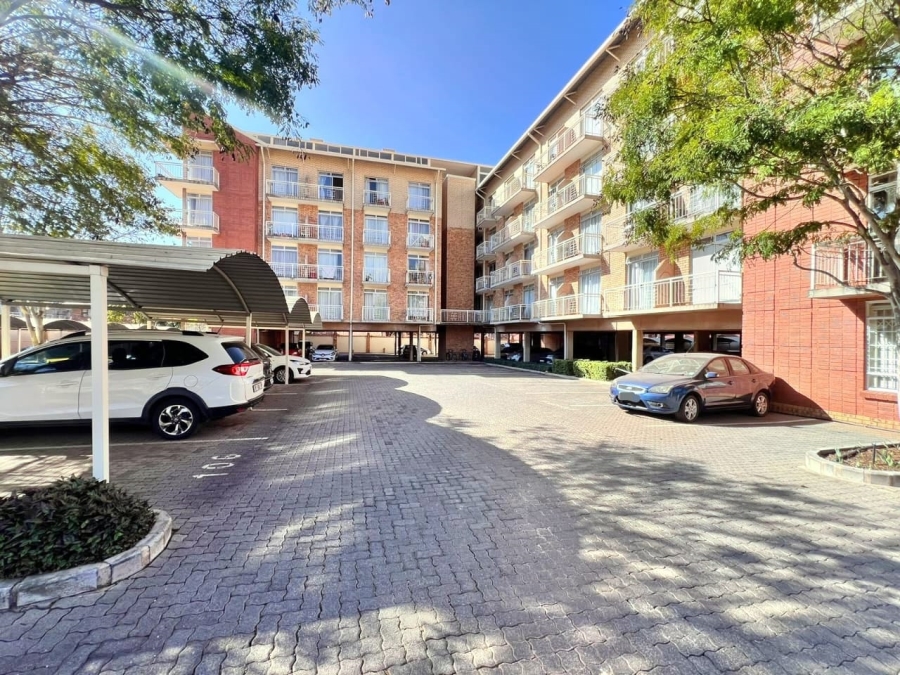 1 Bedroom Property for Sale in Hillcrest Gauteng
