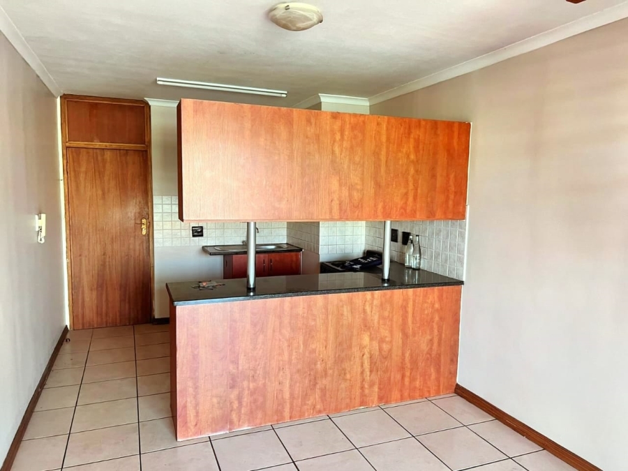 1 Bedroom Property for Sale in Hillcrest Gauteng
