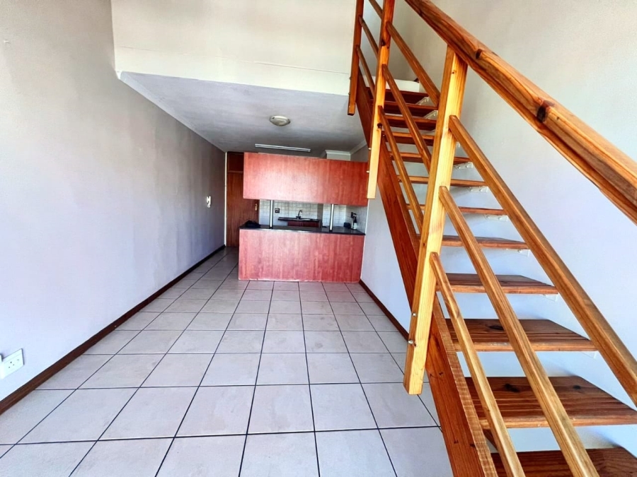 1 Bedroom Property for Sale in Hillcrest Gauteng
