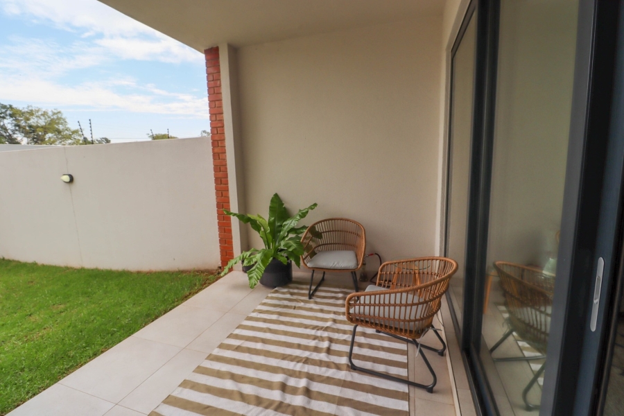 To Let 2 Bedroom Property for Rent in Bryanston Gauteng