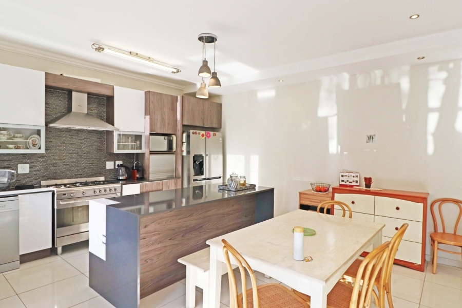3 Bedroom Property for Sale in Bryanston Gauteng