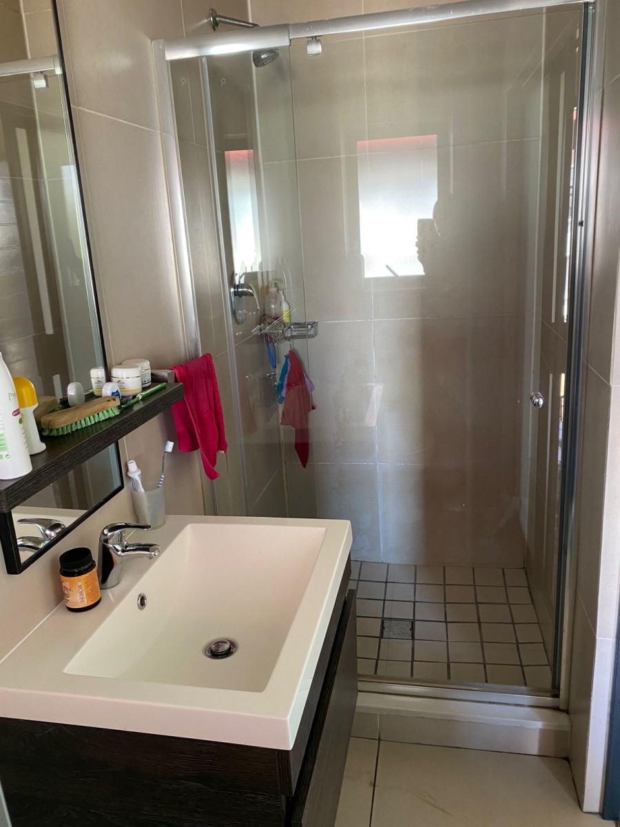 1 Bedroom Property for Sale in The William Estate Gauteng