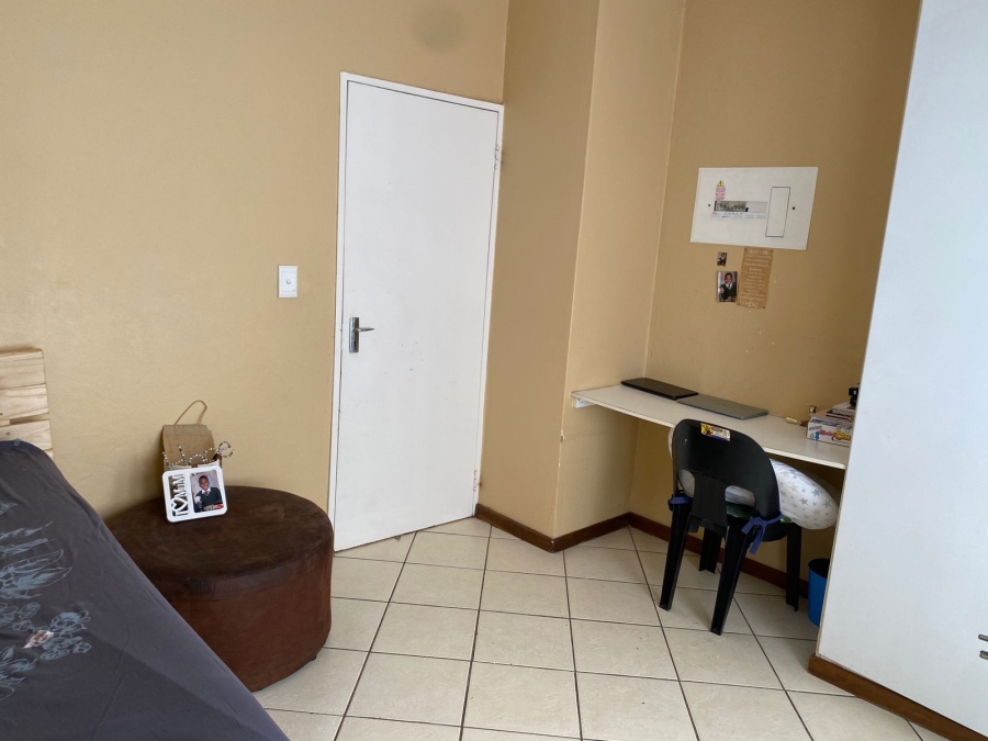 2 Bedroom Property for Sale in Roodepoort Gauteng