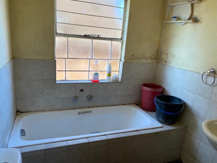 2 Bedroom Property for Sale in Roodepoort Gauteng