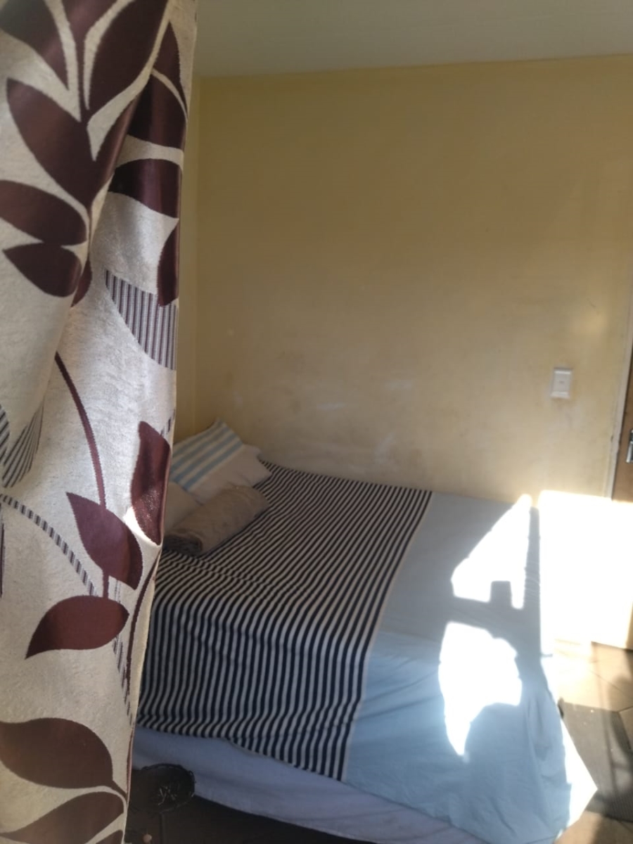 2 Bedroom Property for Sale in Roodepoort Gauteng