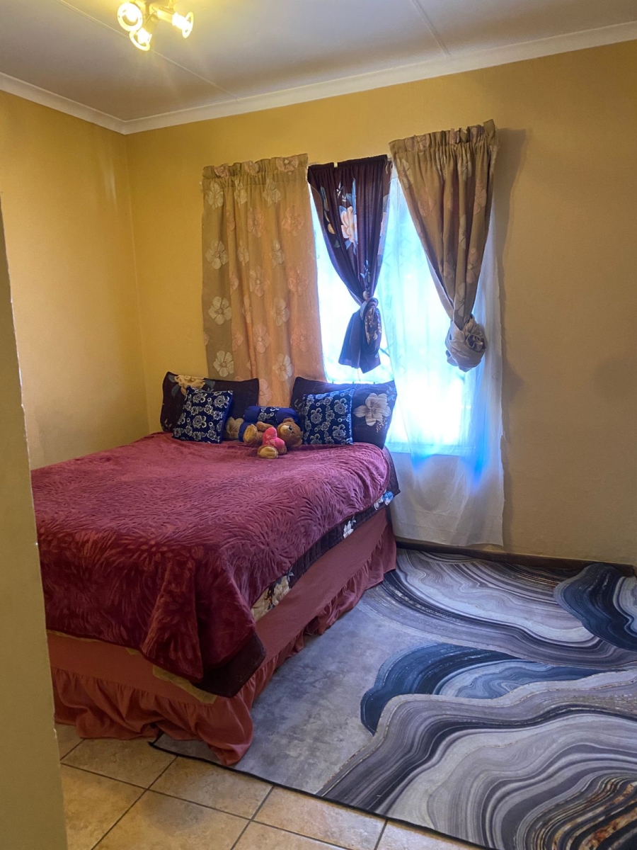 2 Bedroom Property for Sale in Honeypark Gauteng