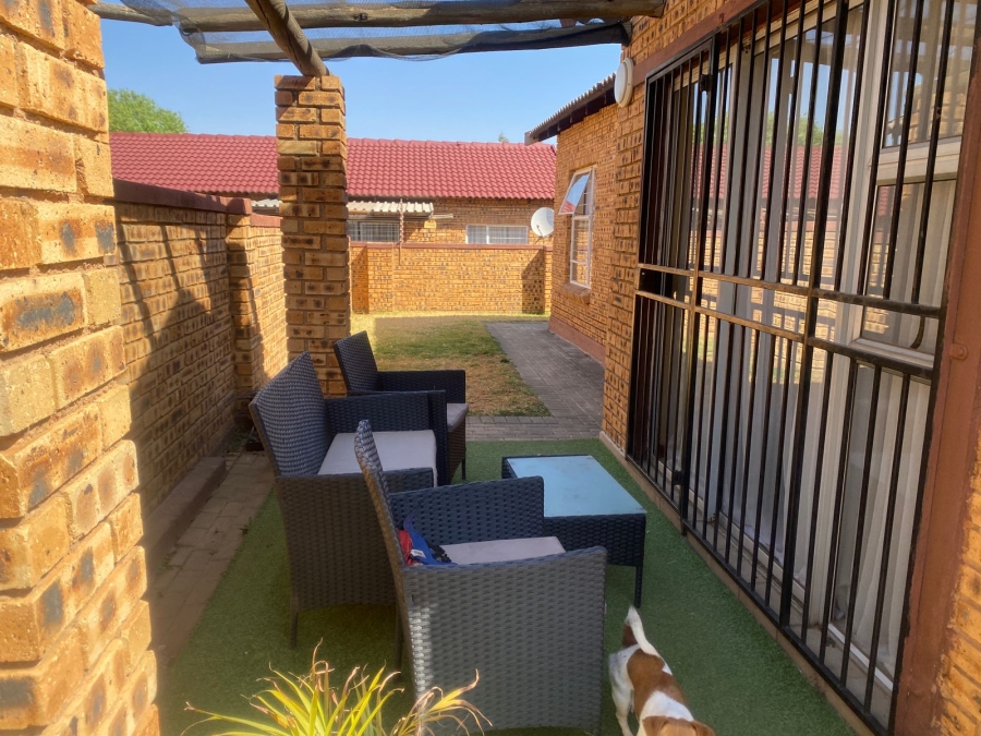 3 Bedroom Property for Sale in Honeypark Gauteng