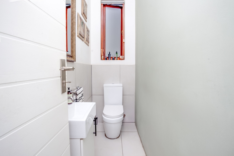3 Bedroom Property for Sale in Bryanston Gauteng